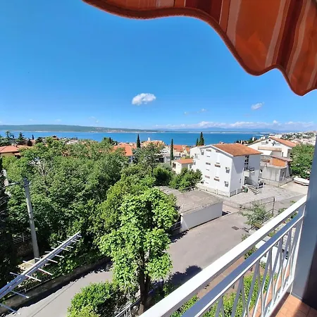 Domi Apartment
