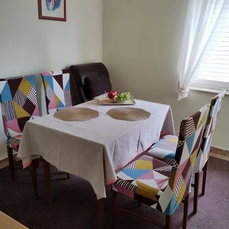 Apartment Domi *