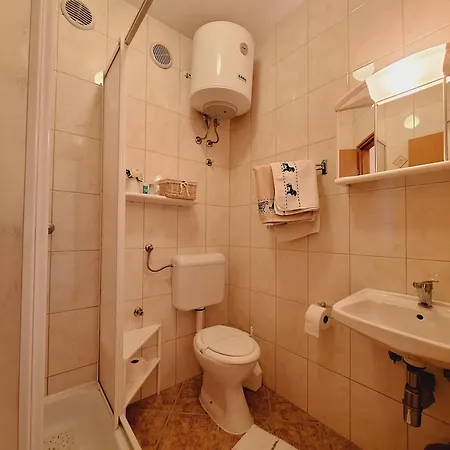 Apartment Domino Selce